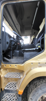 Shacman (Shaanxi) SX* 6x4 Седельный тягач SX42584V324 (Дизельный, 11,6 л, 423 л.с., МТ)