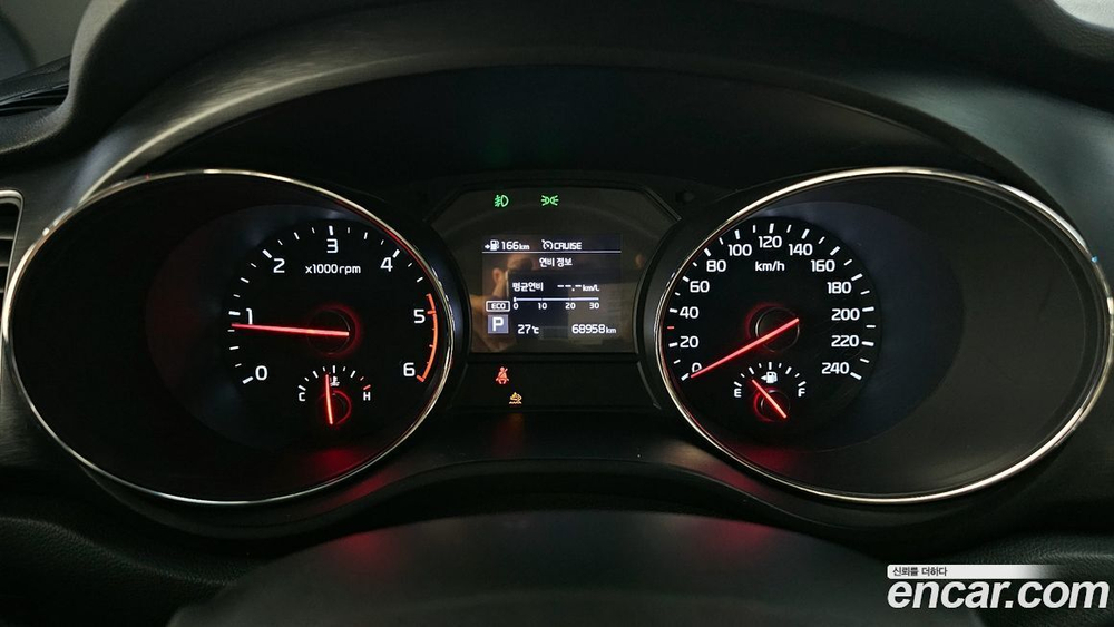 Kia The New Carnival (Sedona) 9-и местный Luxury (03.2020)