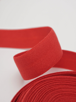 Бейка эластичная красная матовая ширина 15 мм