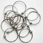 Кольцо сегментное для пирсинга: диаметр 20 мм, толщина 1,2 мм, шарик 4 мм. Медицинская сталь