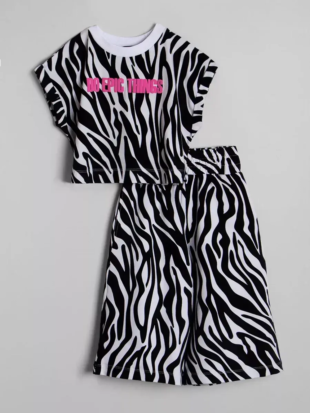 Костюм для девочки с принтом зебра