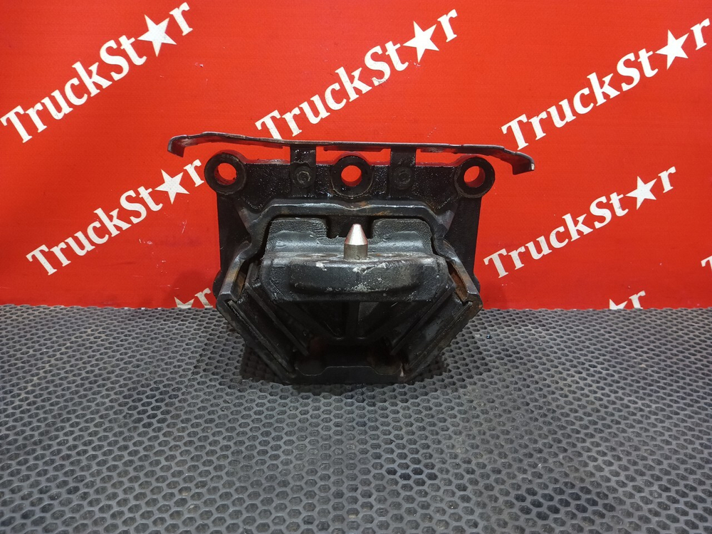 Подушка двигателя передняя 2024г.