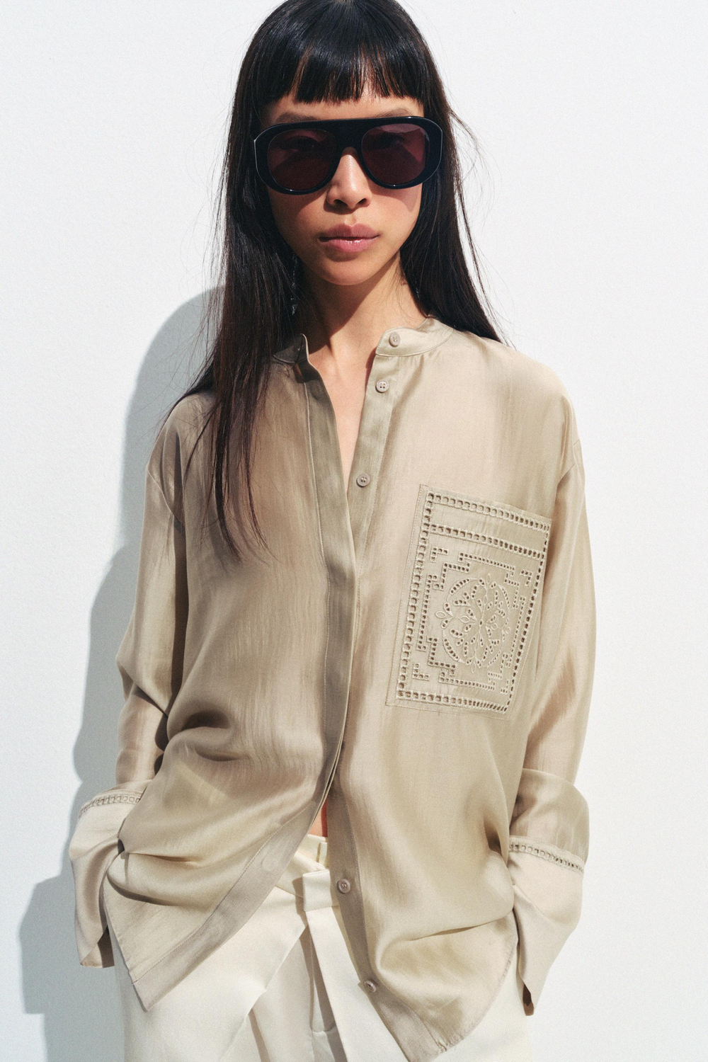 ZARA РУБАШКА С ВЫШИВКОЙ И КАРМАНОМ — ZW COLLECTION, СЕРО-КОРИЧНЕВЫЙ