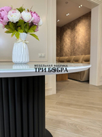 Круглый стол "Орион", белый мрамор