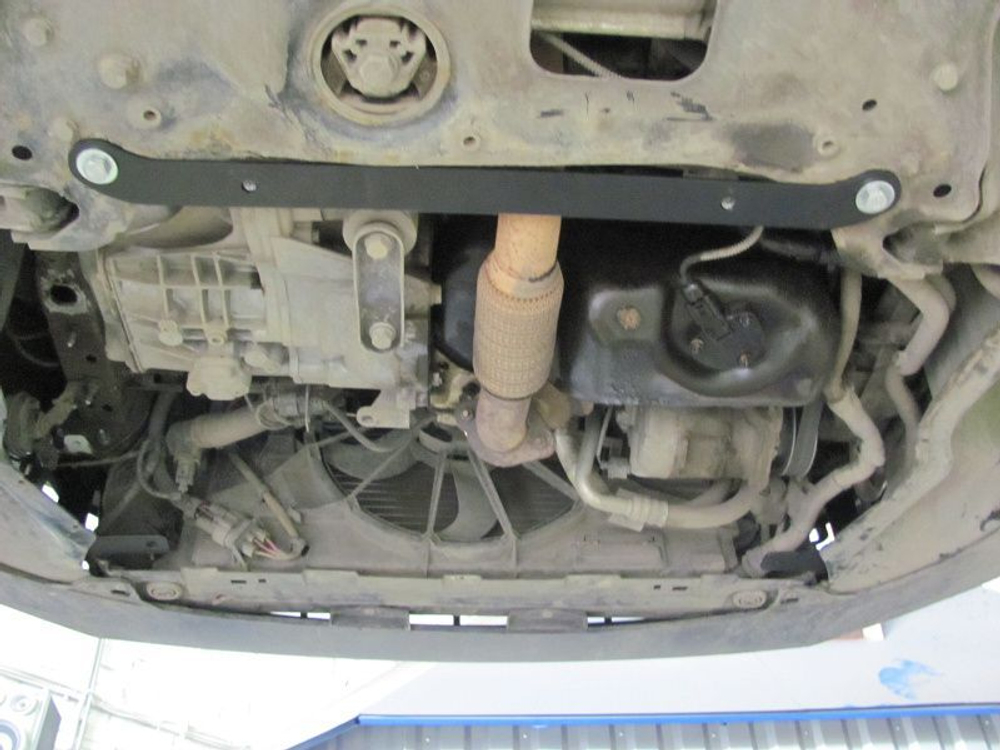 Защита картера двигателя, КПП (2 мм, сталь) для Volkswagen Caddy 2010-2015 (для а/м со штатным пред пусковым подогревателем) (V - 1.2 TSI) Sheriff.26.2566