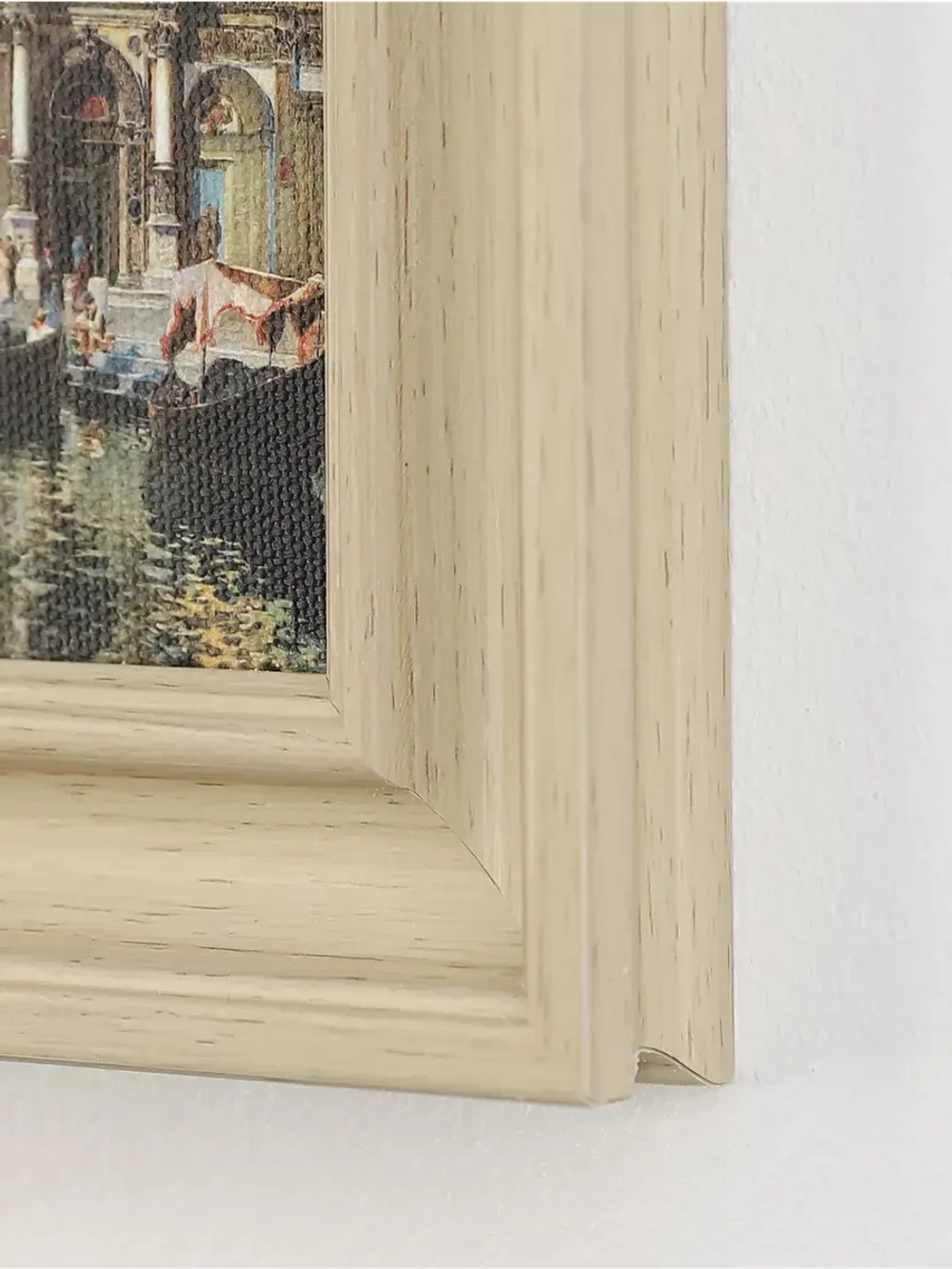 Картина настенная интерьерная в раме