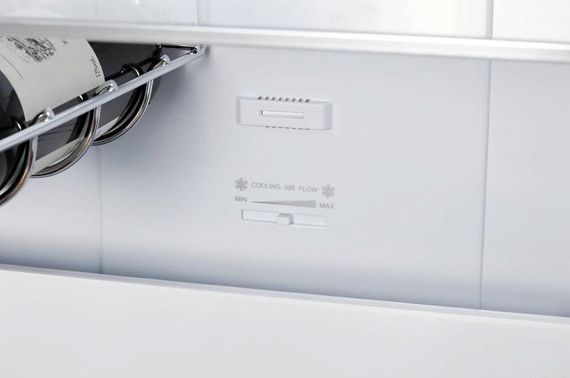 Холодильник Korting KNFC 62370 N