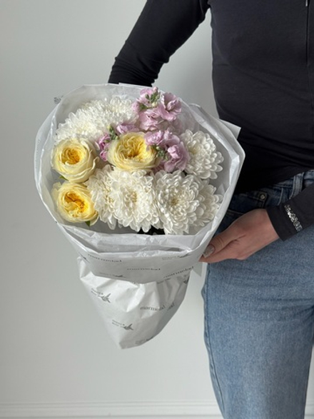 Букет сборный в желтых оттенках размер S