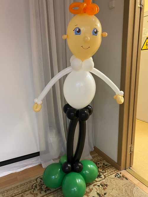 Мальчик из воздушных шаров