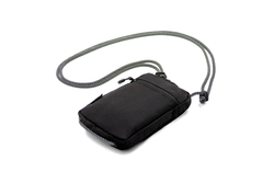 Brandcharger Black Solo back