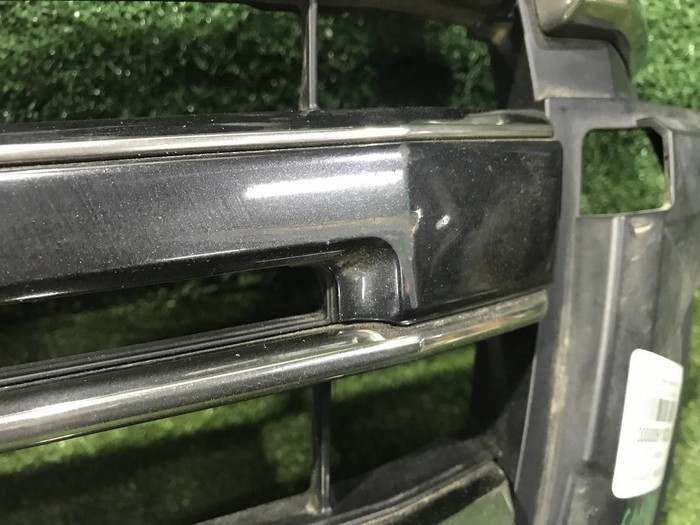 Решетка радиатора Toyota Land Cruiser 200 (2015-2021)