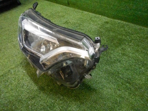 Фара правая Toyota RAV4 4 CA40 (2015-2019) LED