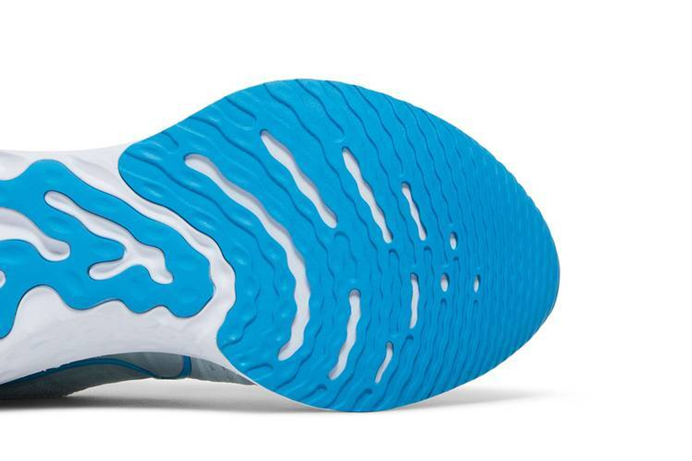 Кроссовки Nike React Infinity Run Flyknit 2
