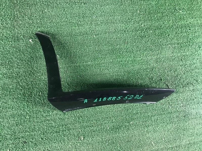 Накладка переднего бампера Mercedes CLA C118 19-23