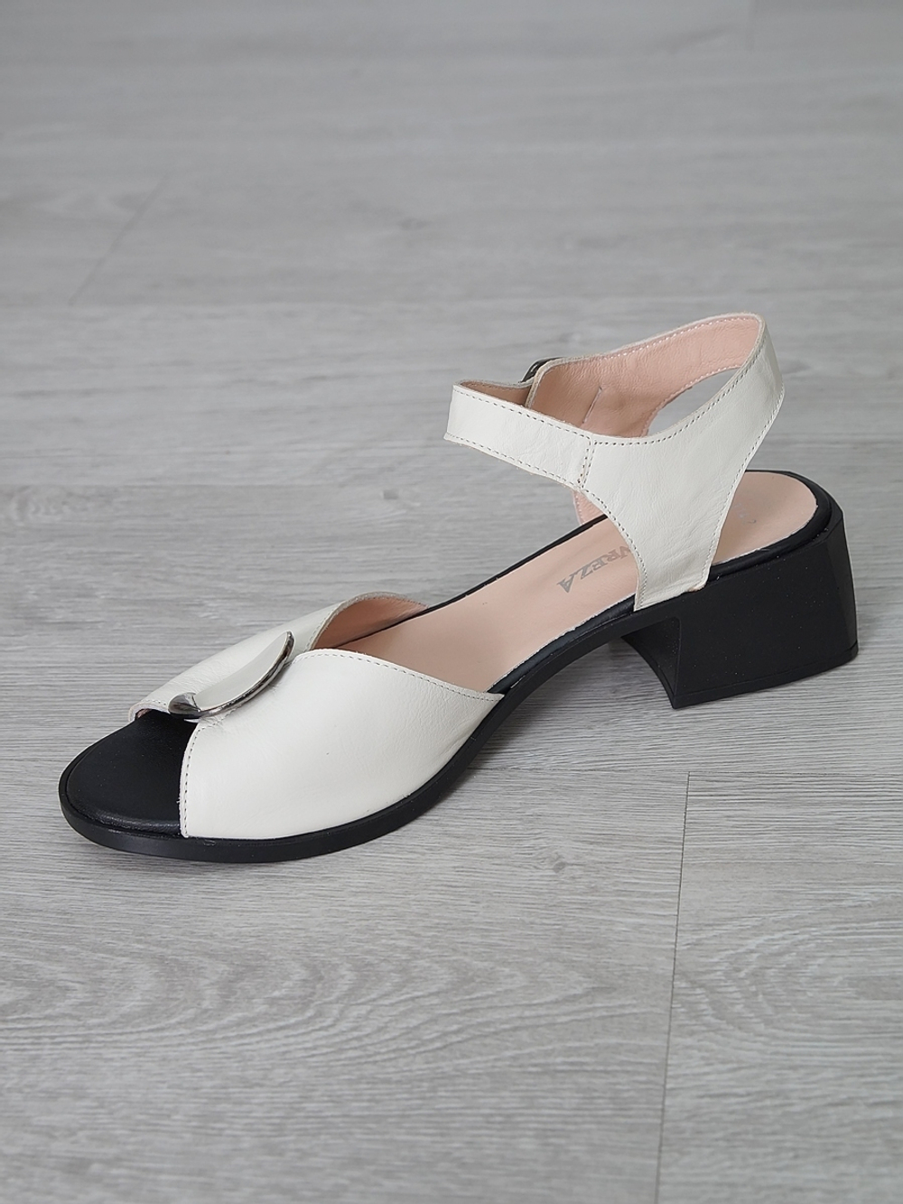 Босоножки женские LIANREZA 06225\3142-04