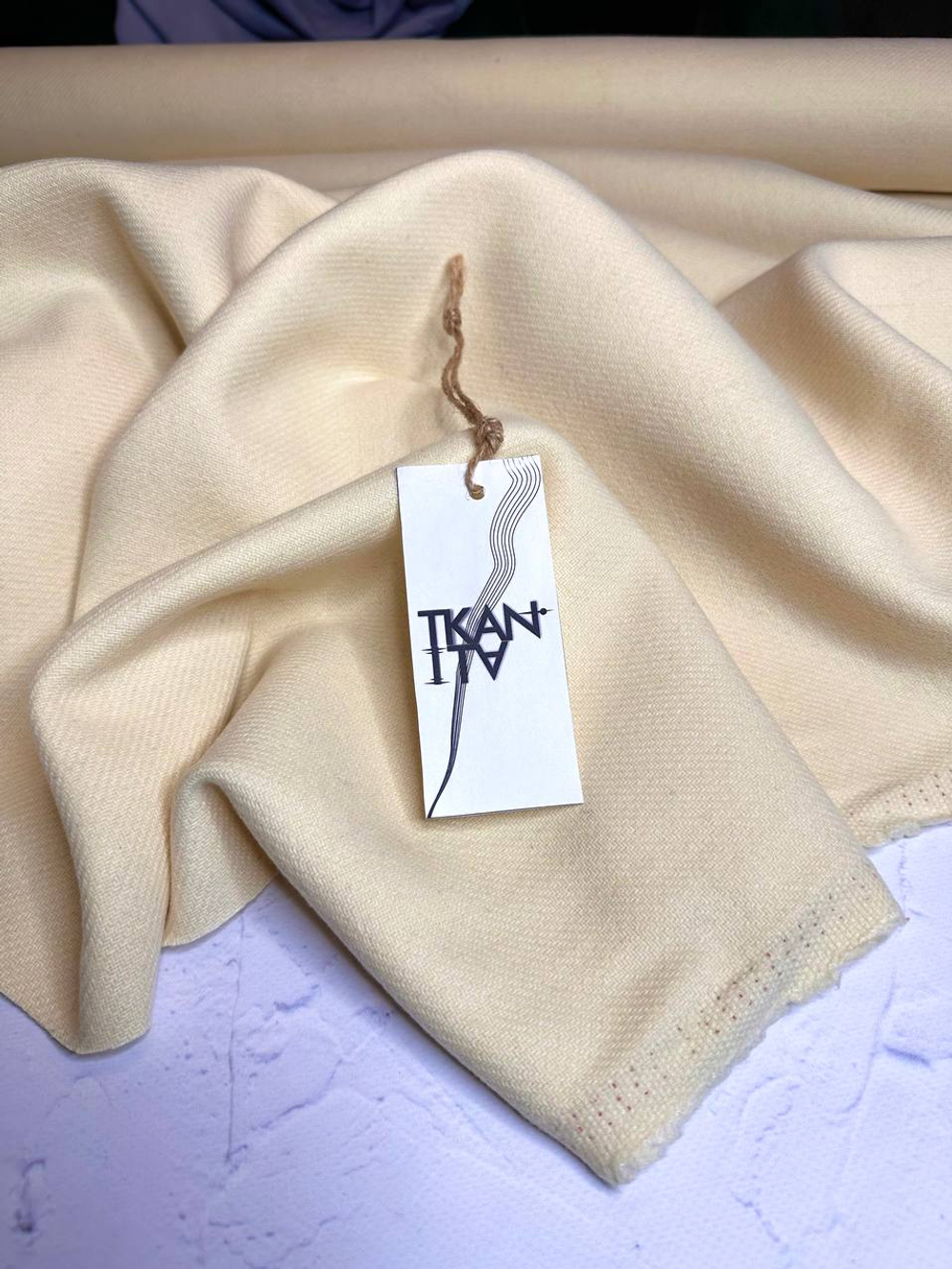 Пальтовая однотонная шерсть (PENELOPE, 90%шерсть/10%полиамид, Ласковый пастельный оттенок сливочного масла, 150, 370 гр/м2)