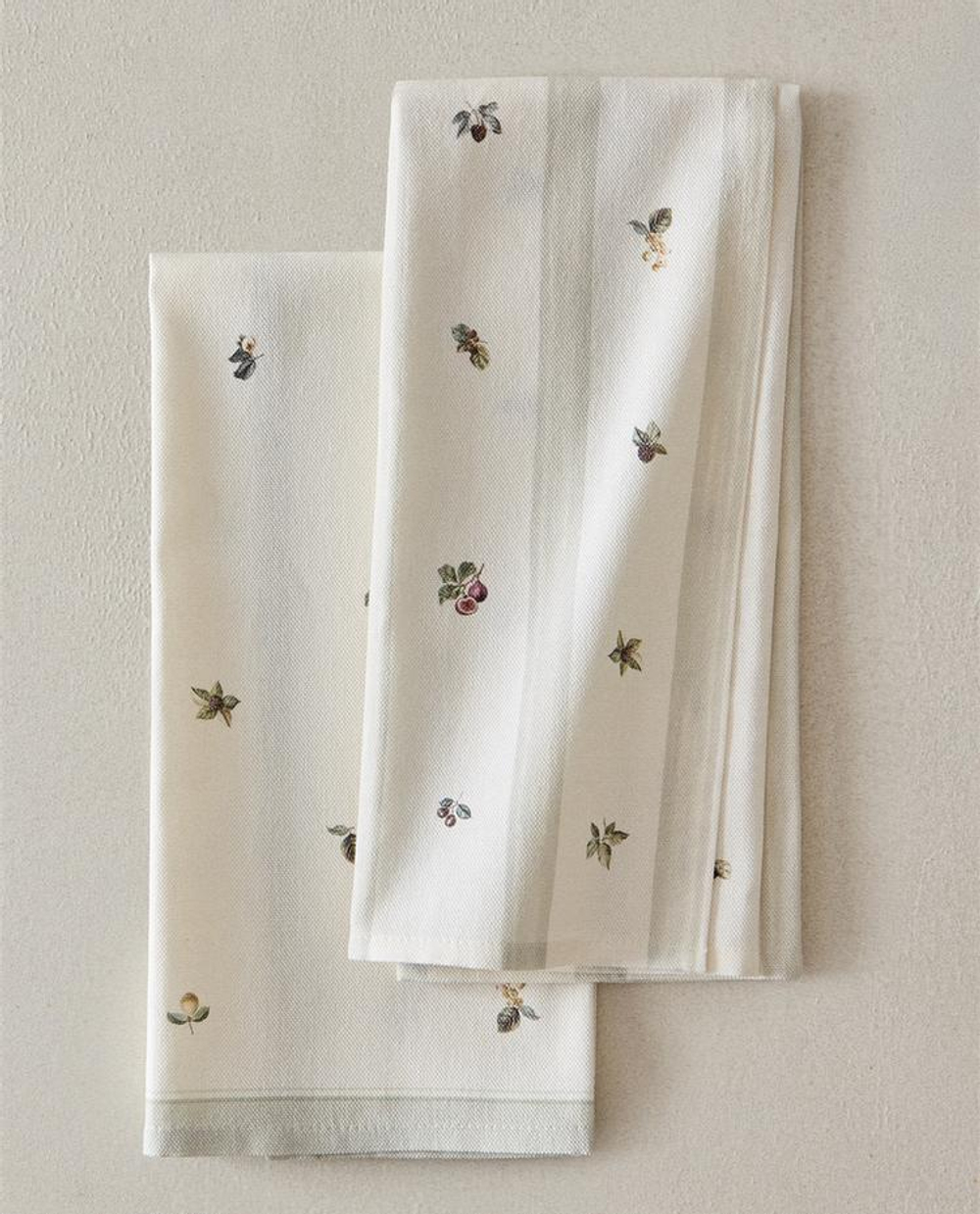 ZARA HOME НАБОР КУХОННЫХ ПОЛОТЕНЕЦ С ПРИНТОМ (НАБОР ИЗ 2 ШТ.), ЗЕЛЕНЫЙ