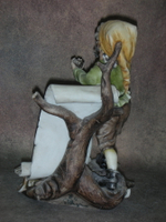 Статуэтка. Фарфор. Гном мудрый баланс. Capodimonte. Италия