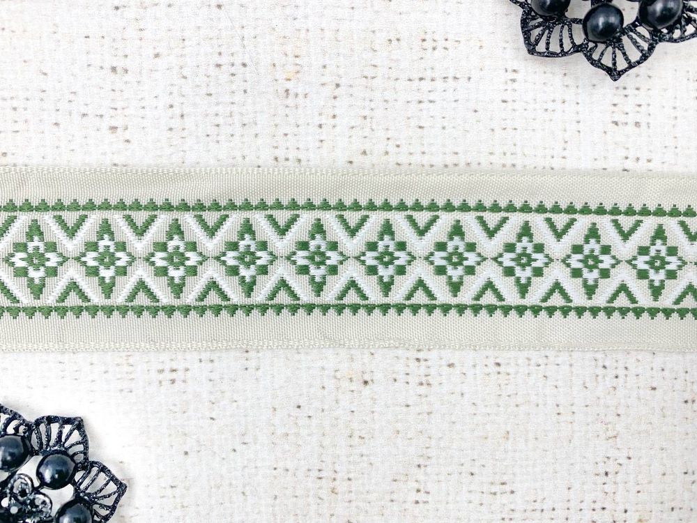 Тесьма жаккард, ш. 3 см