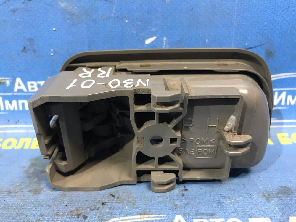 Ручка двери задней правой салонная NISSAN R'NESSA 1997-2001