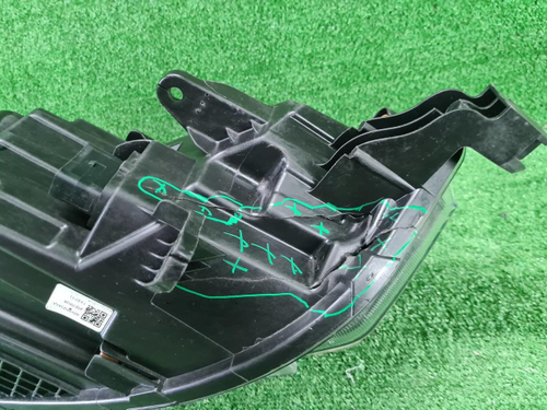 Битая Фара левая Chery Tiggo 8 Pro (2021-н.в.) LED