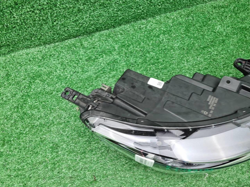 Фара правая Chery Tiggo 8 Pro (2021-2024) LED