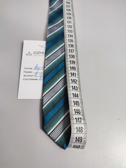 Галстук в полоску