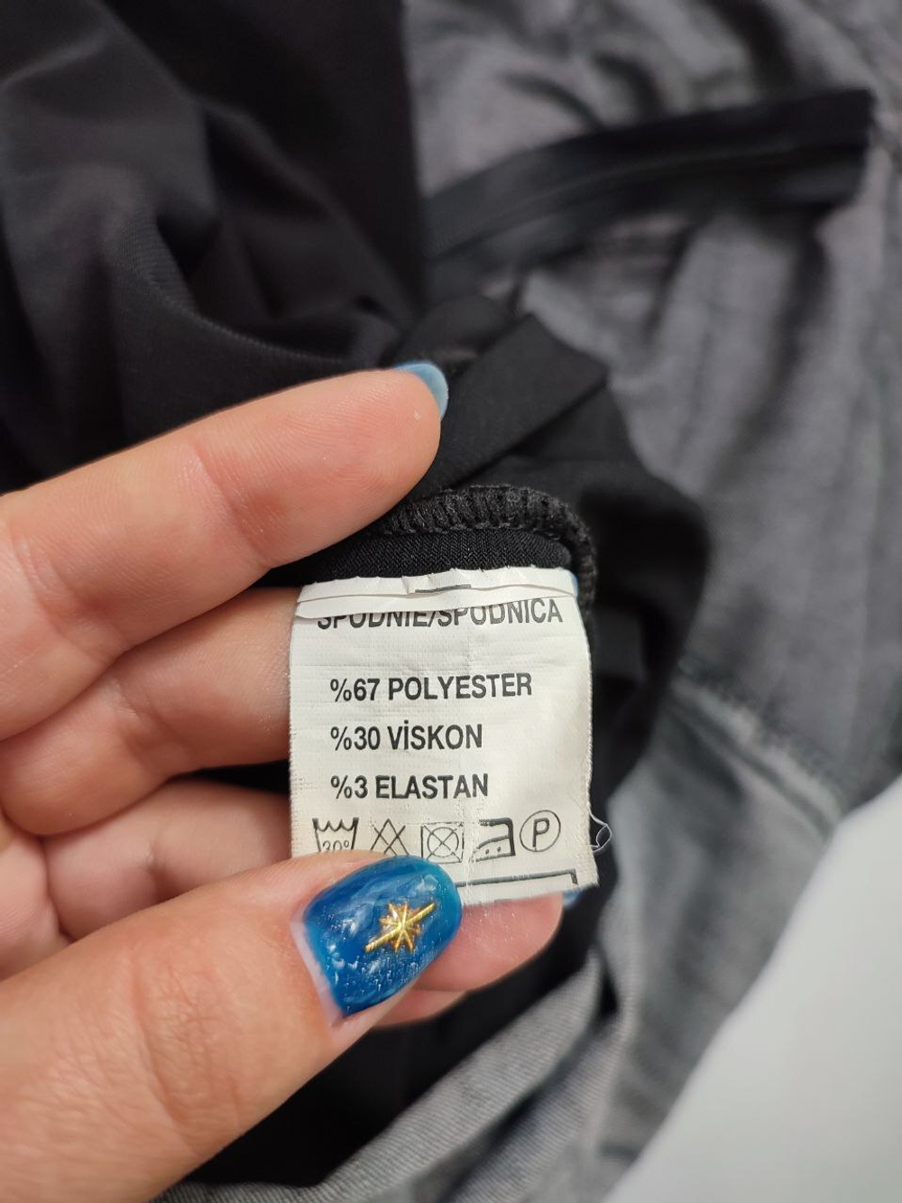 Платье с капюшоном 44 размер