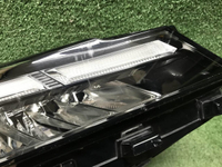 Битая Фара правая Geely Coolray (2023-н.в.) LED
