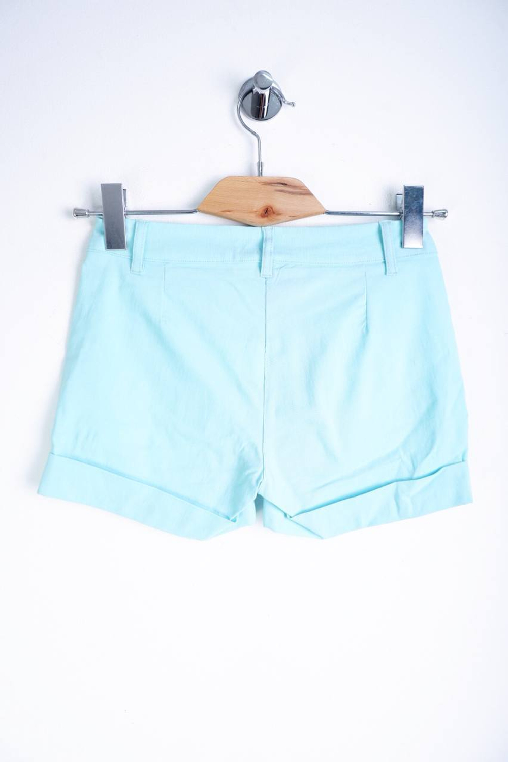 Шорты красивого цвета, маркировка 40, визуально 42 размер