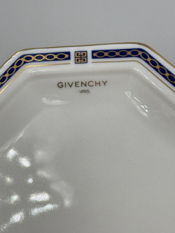 Блюдце Givenchy by Yamaka