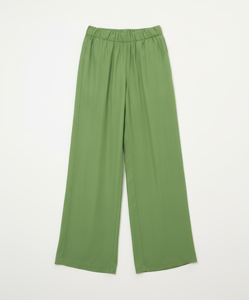 Широкие брюки с эластичным поясом из модала