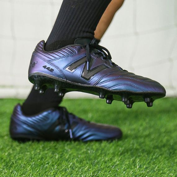 New Balance 442 V2 Pro Футбольные бутсы Низкие Ослепительный цвет Фиолетовый Унисекс