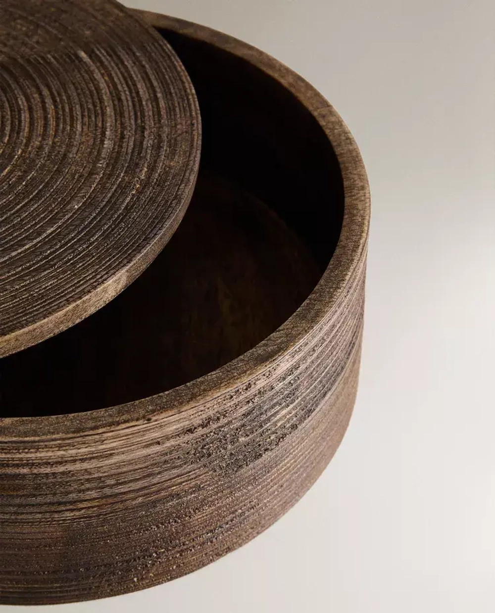 ZARA HOME БОЛЬШАЯ КРУГЛАЯ ДЕРЕВЯННАЯ ШКАТУЛКА, КОРИЧНЕВЫЙ