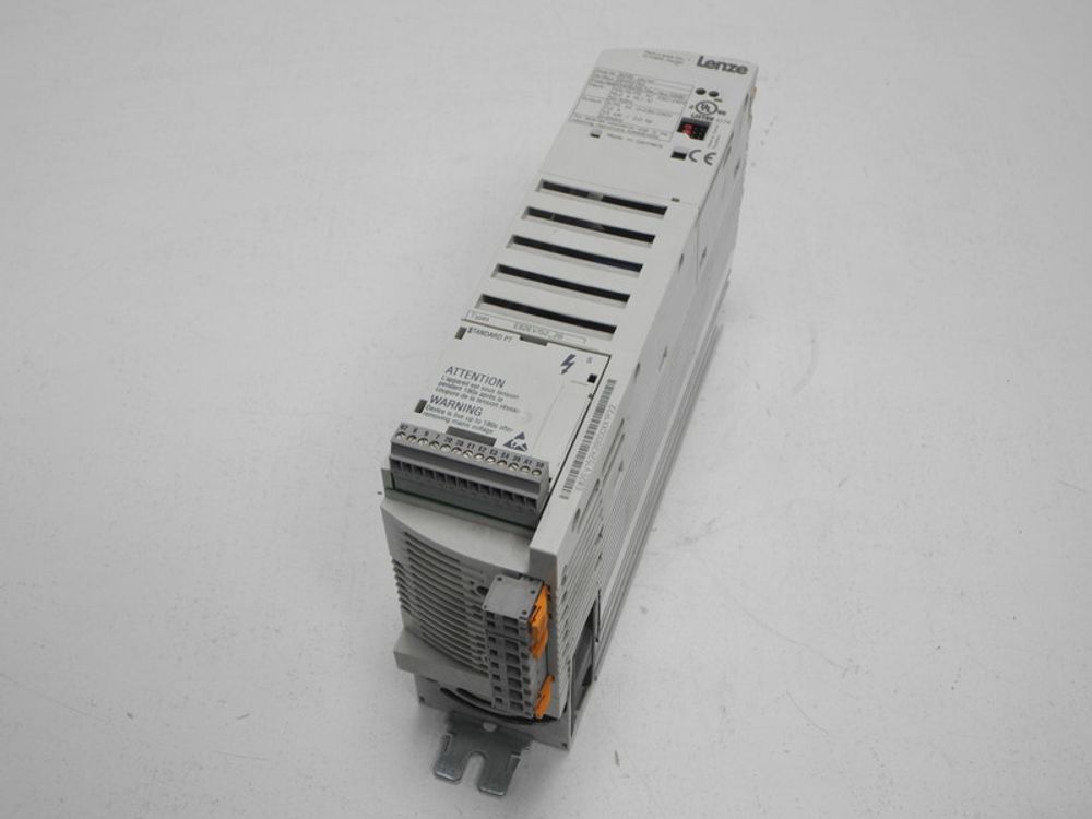 LENZE E82EV152_2B E82EV152K2B