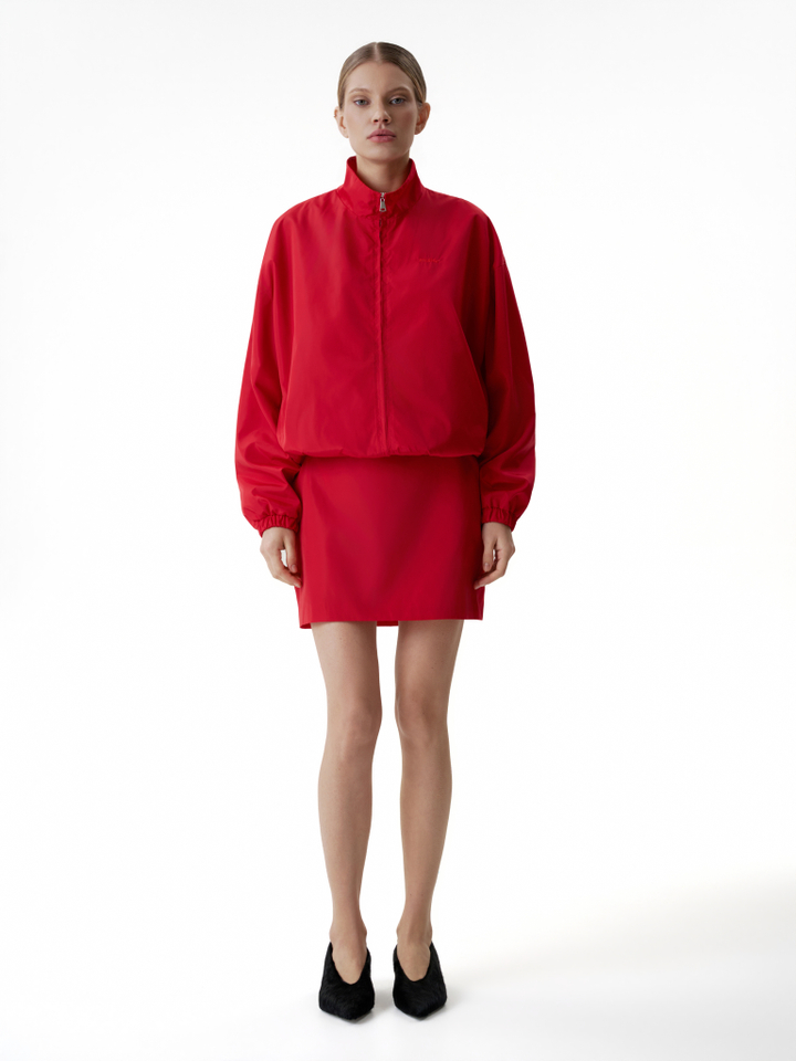 Бомбер из нейлона красный