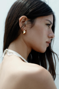 ZARA НАБОР СЕРЕГ С ЦВЕТАМИ И КОЛЬЦАМИ, ЗОЛОТИСТЫЙ