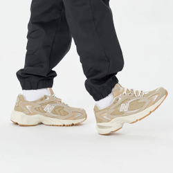 New Balance 725 "Incense Bone"