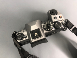 Olympus E-M1 Mark II Body Silver ( 350 кадров)
