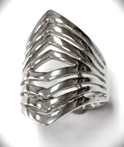 Ювелирное кольцо Эстерелла