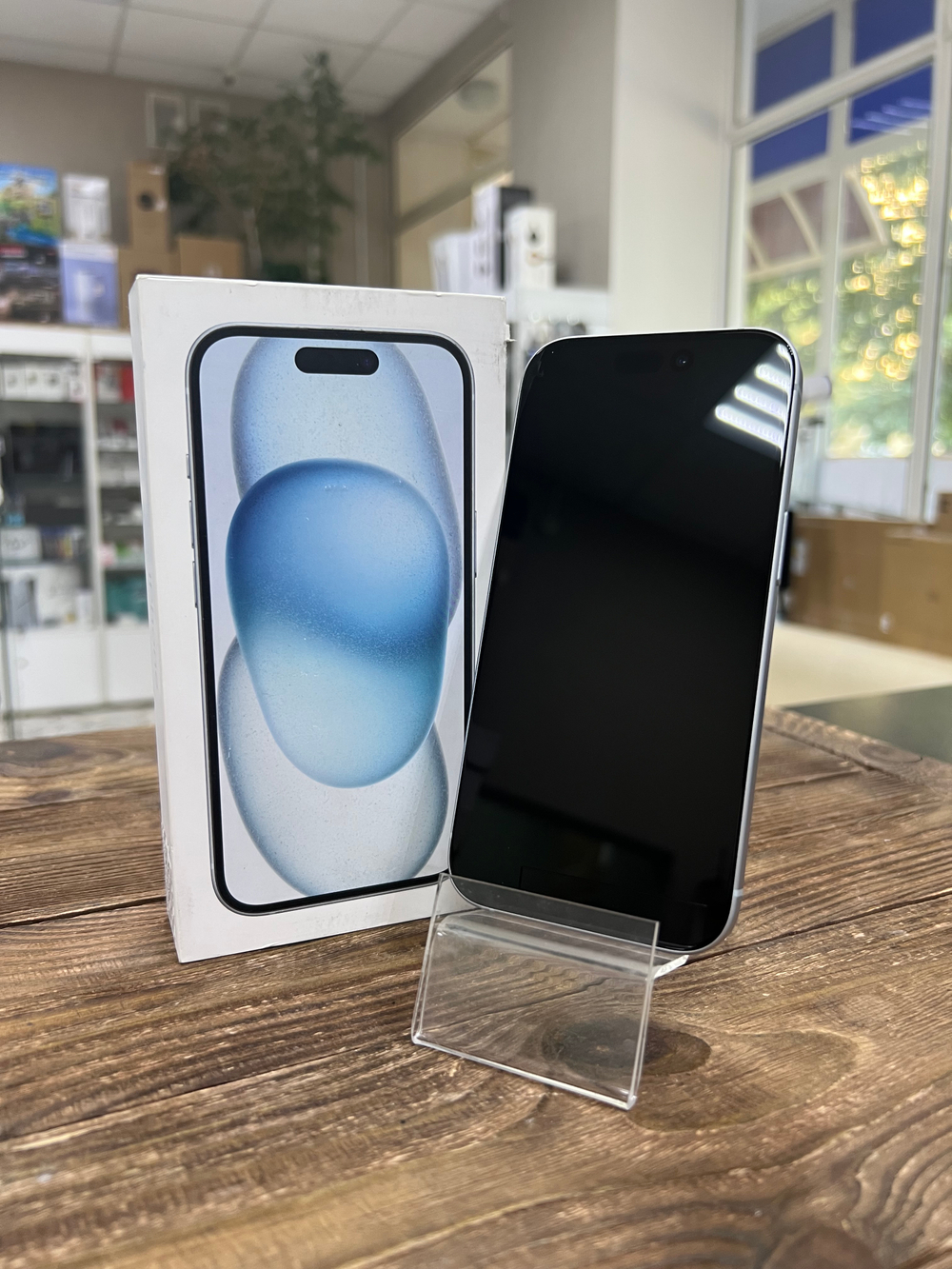 Б/У iPhone 15 128GB Blue