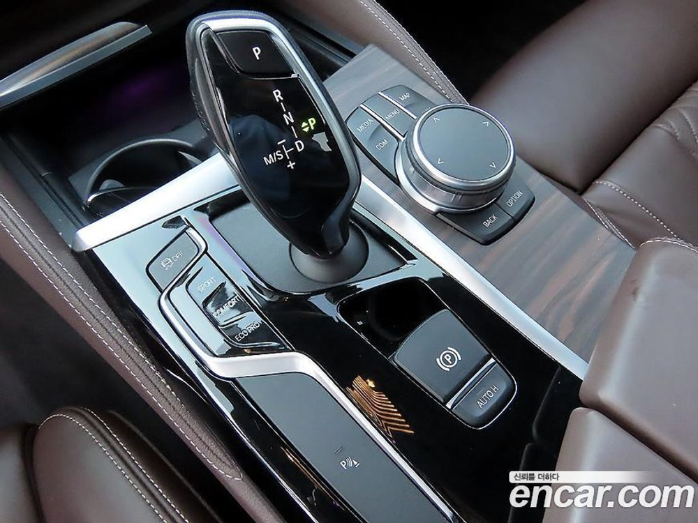 BMW 5 Series (G30) 520i M Sports (05.2020)