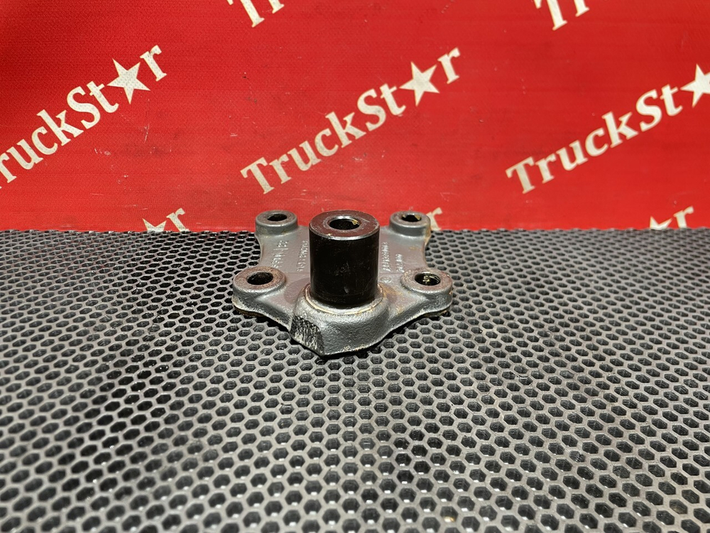 Кронштейн переднего стабилизатора