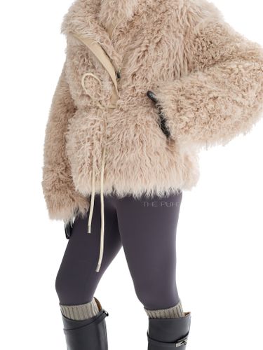 Бежевая шуба-косуха из овчины калган