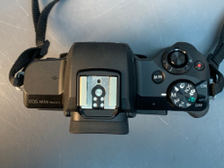 Canon EOS M50 Kit 15-45 mm 12000 кадров