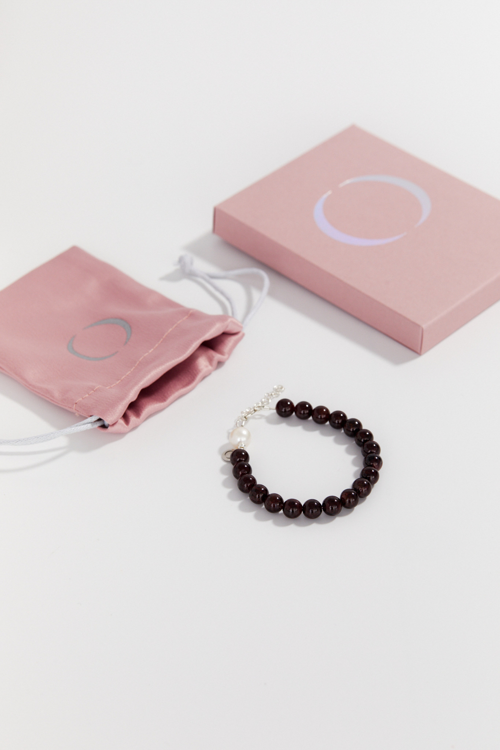 Браслет QUEEN OF HEARTS из граната