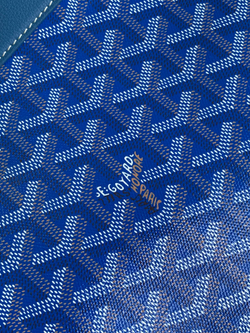 Goyard Conti Pouch