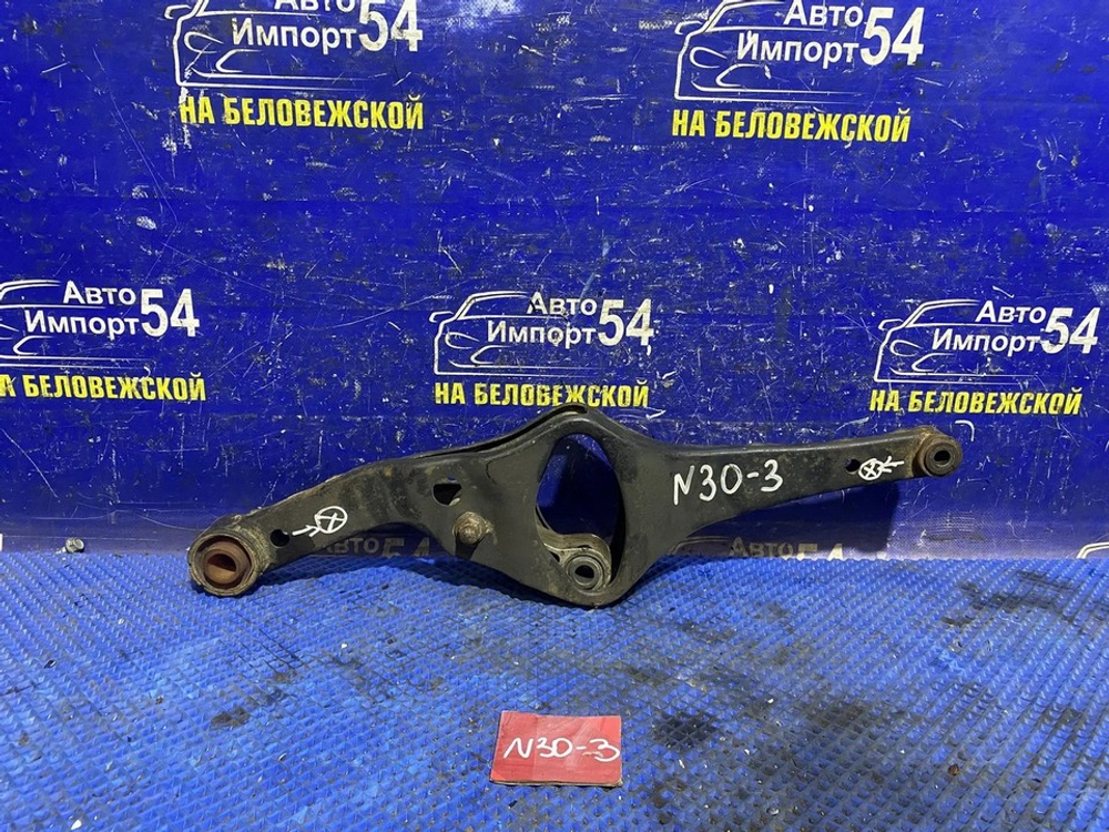 Рычаг задний NISSAN R'NESSA 2000