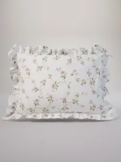 Декоративная наволочка с рюшами, оборками "Весенние цветы" 50х70 см, 1 шт, без молнии