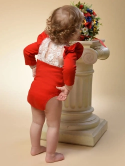 Боди с кружевной спинкой